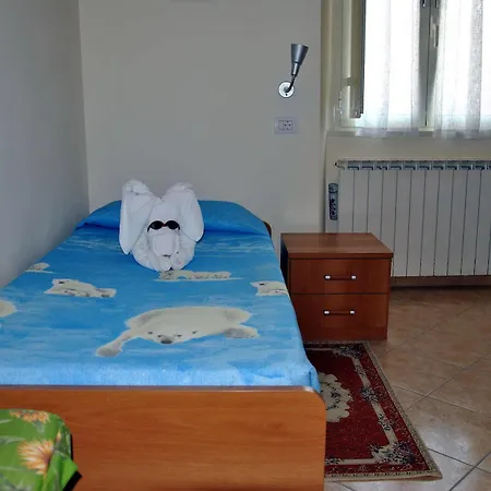 Casa Per Ferie Beato Rosaz Řím