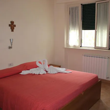 Penzion Casa Per Ferie Beato Rosaz 4*