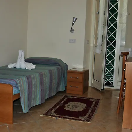 Penzion Casa Per Ferie Beato Rosaz 4*
