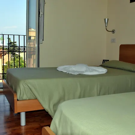 Casa Per Ferie Beato Rosaz Penzion
