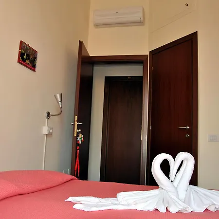 게스트하우스 Casa Per Ferie Beato Rosaz 로마