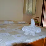 Casa Per Ferie Beato Rosaz רומא