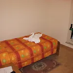 Casa Per Ferie Beato Rosaz בית הארחה 4*
