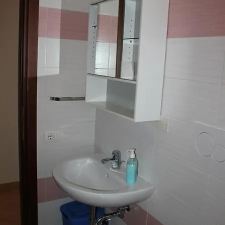Casa Per Ferie Beato Rosaz Gasthuis 3*