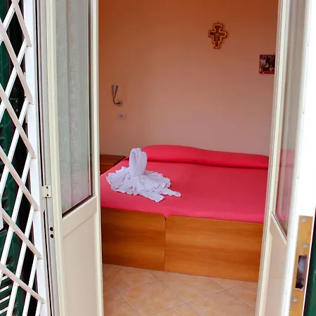Gasthuis Casa Per Ferie Beato Rosaz Rome
